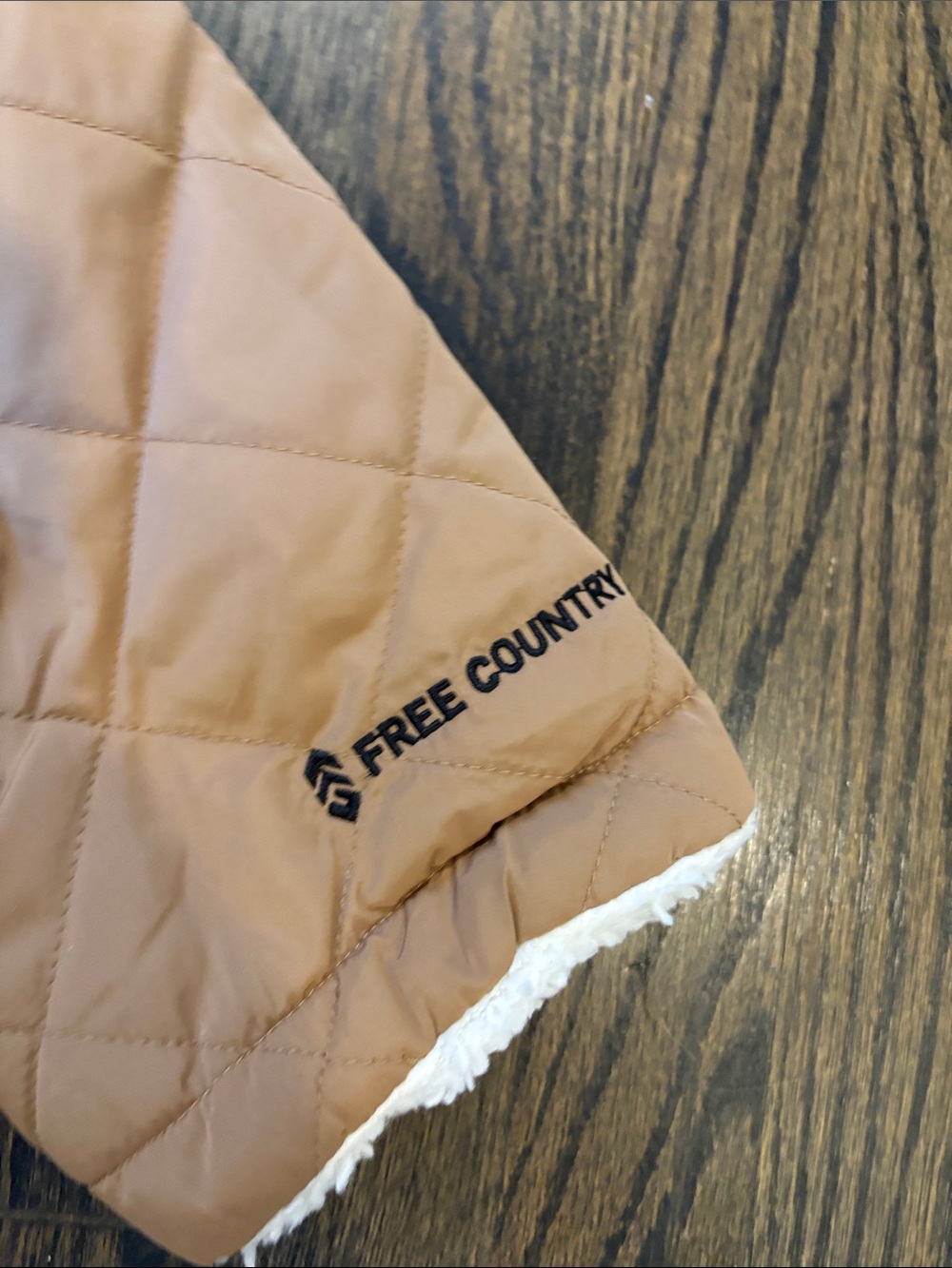 Women’sQuilted Hooded Jacket in Light Brown- XXL (NWOT) - Picture 4 of 12